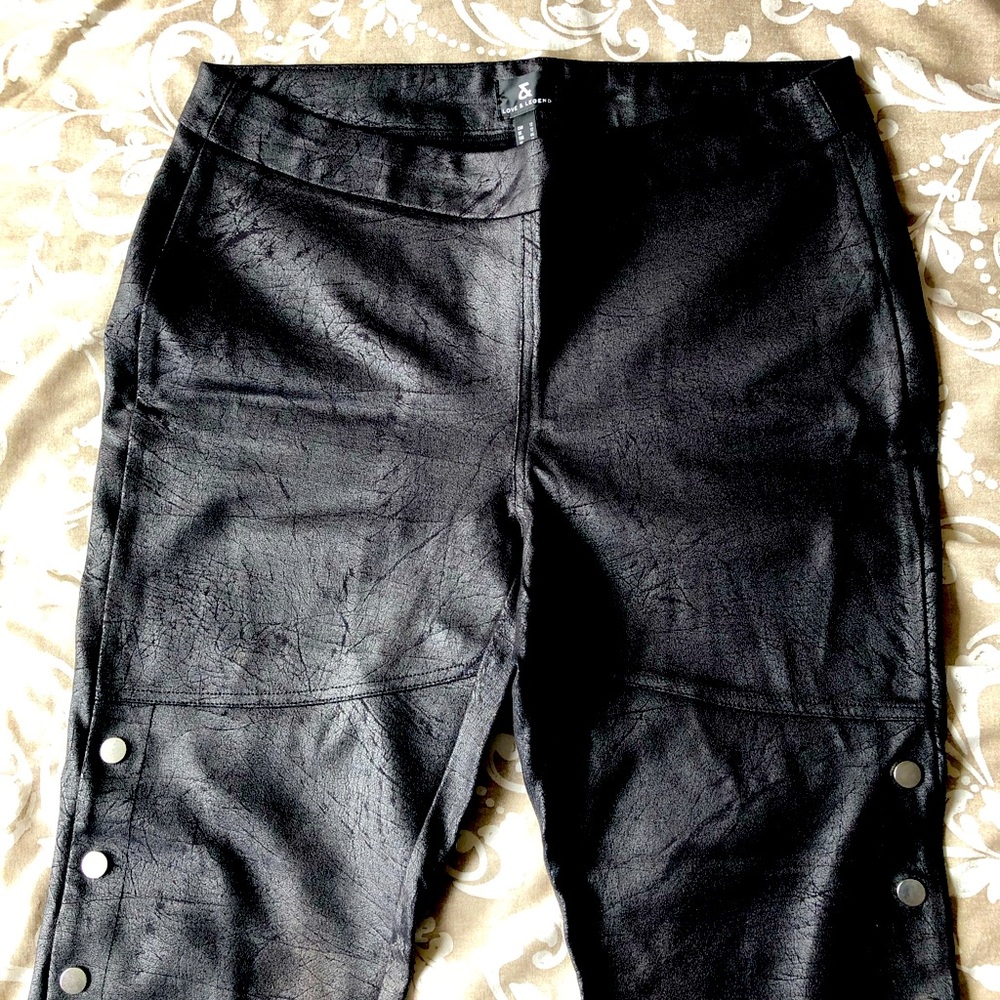 Black faux leather leggings with side silver buttons